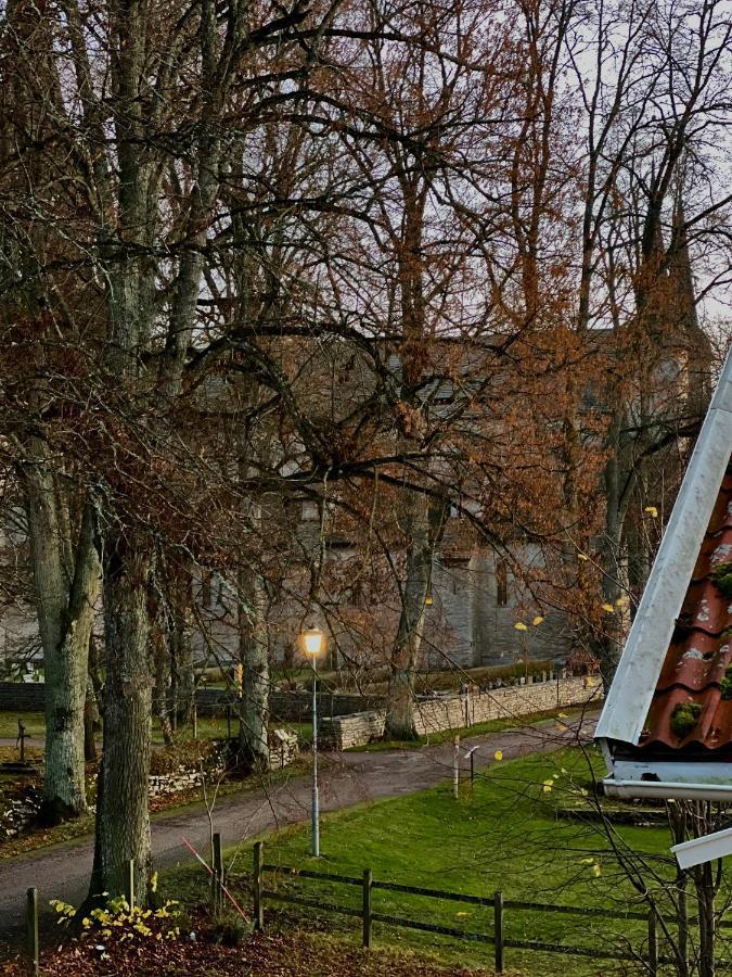 Klostergardens Vandrarhem Varnhem Exteriér fotografie